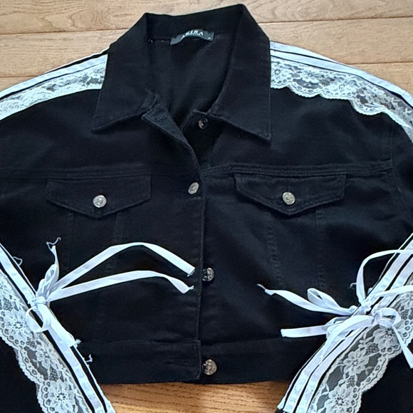Akira Lace Denim Jacket - Picture 4 of 10